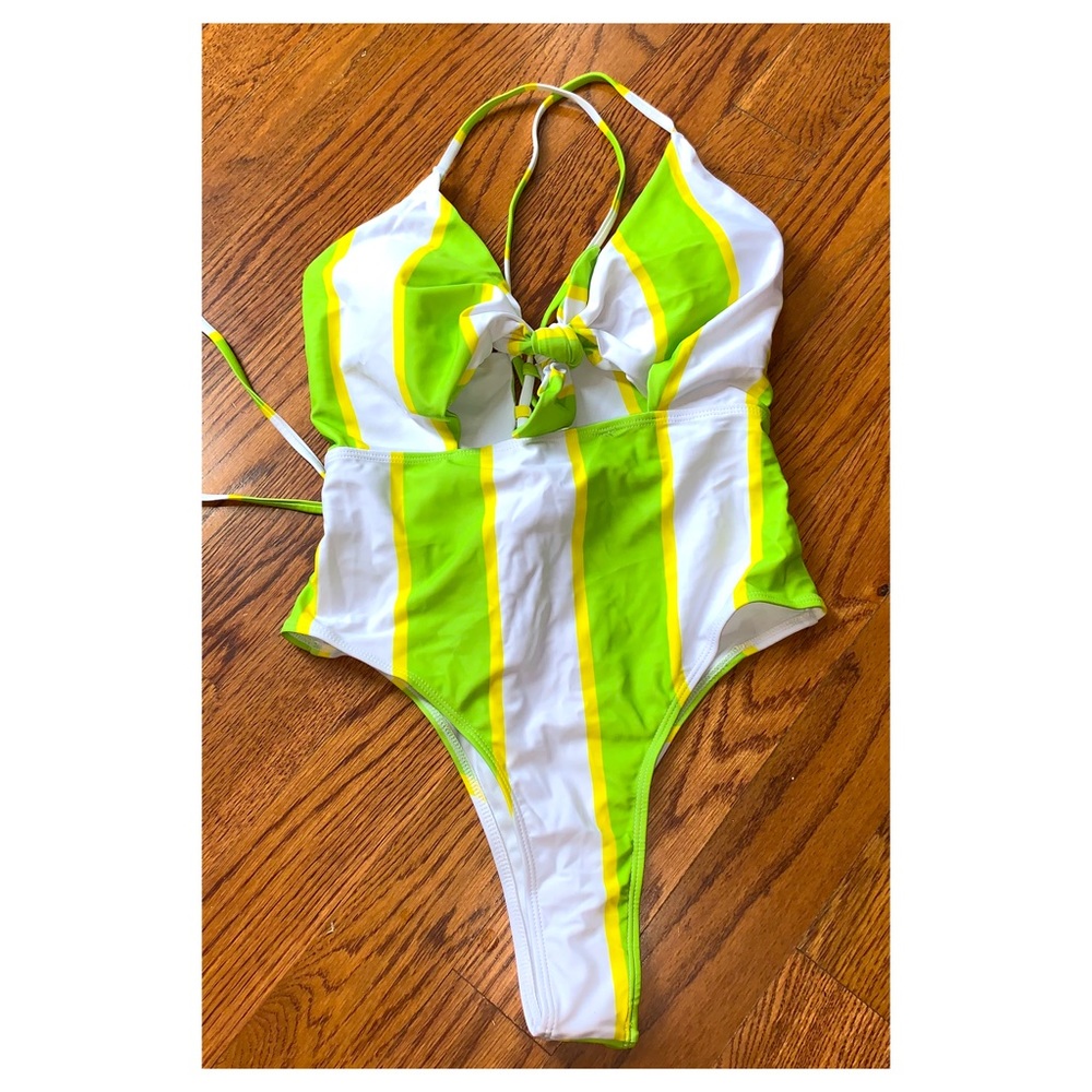 One piece swim 🕶 BUNDLE AND SAVE